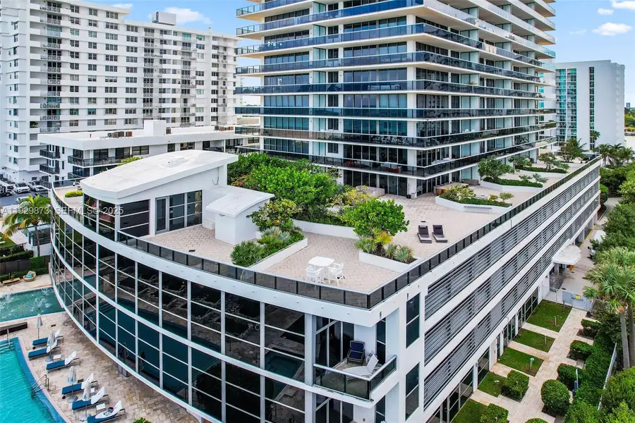 5875 Collins Ave #501, Miami Beach, FL 33140 - Image #3