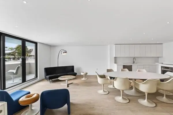 1800 Collins Ave #5E, Miami Beach, FL 33139 - Image #1