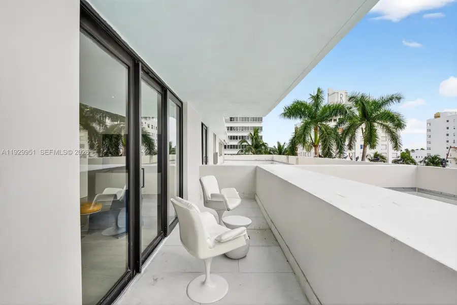 1800 Collins Ave #5E, Miami Beach, FL 33139 - Image #3