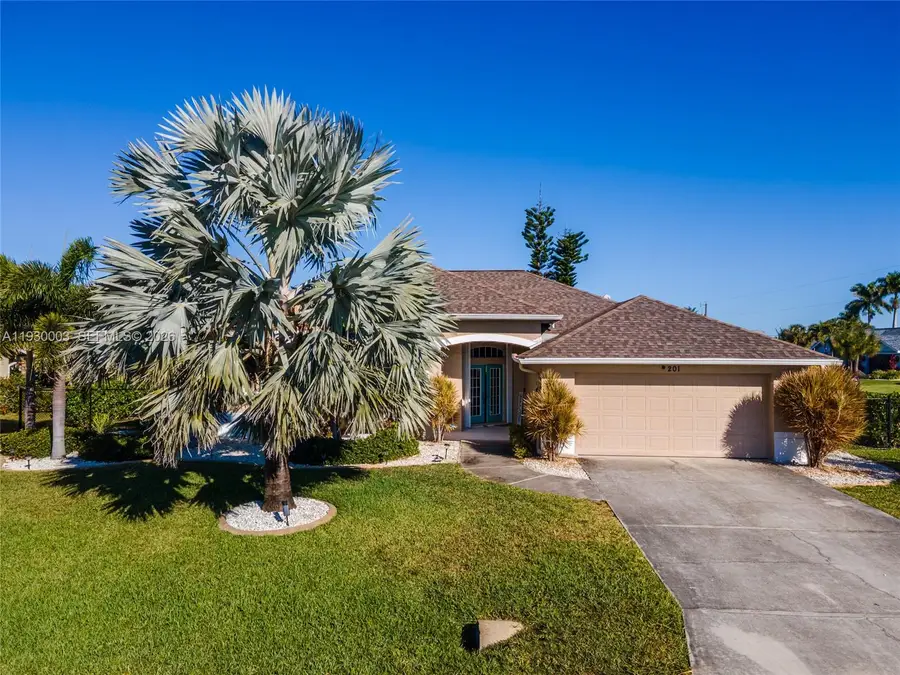 201 SW 35th Street, Cape Coral, FL 33914 - #3