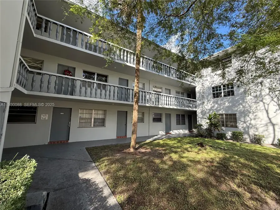 900 Tallwood Ave #306, Hollywood, FL 33021 - Image #2