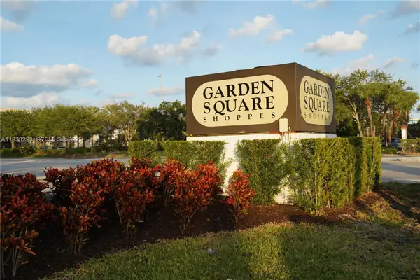 2427 24th Lane, Palm Beach Gardens, FL 33418