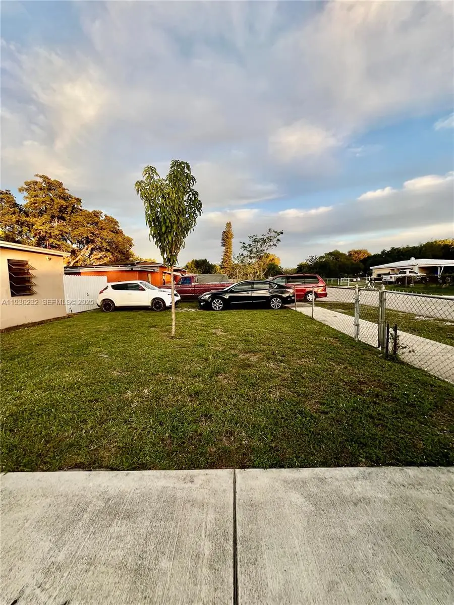 1643 NW 12th Ct, Fort Lauderdale, FL 33311 - Image #3