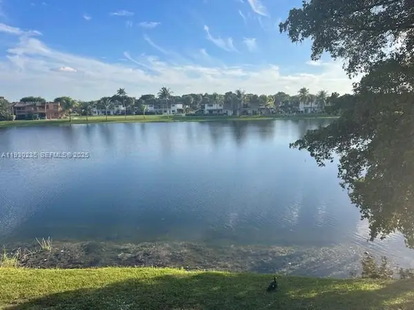 6900 NW 173rd Dr #1108, Hialeah, FL 33015