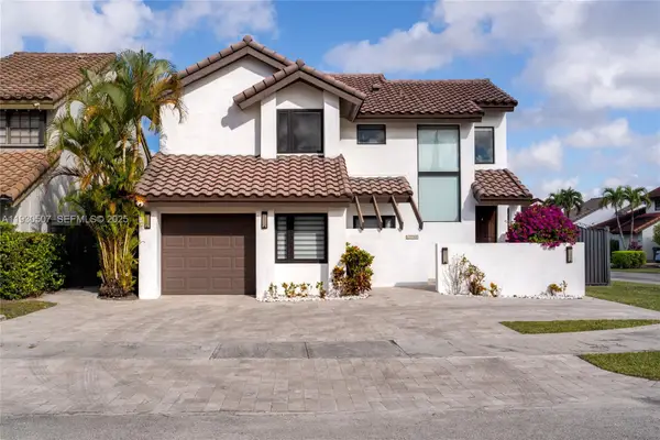 12745 SW 64th Ter, Miami, FL 33183