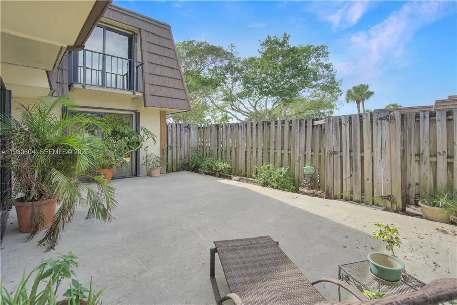 1515 15th Ct, Palm Beach Gardens, FL 33410 - Image #3