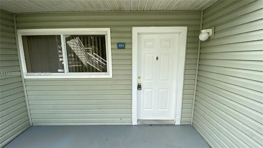 3417 NW 44th St #104, Oakland Park, FL 33309 - Image #3