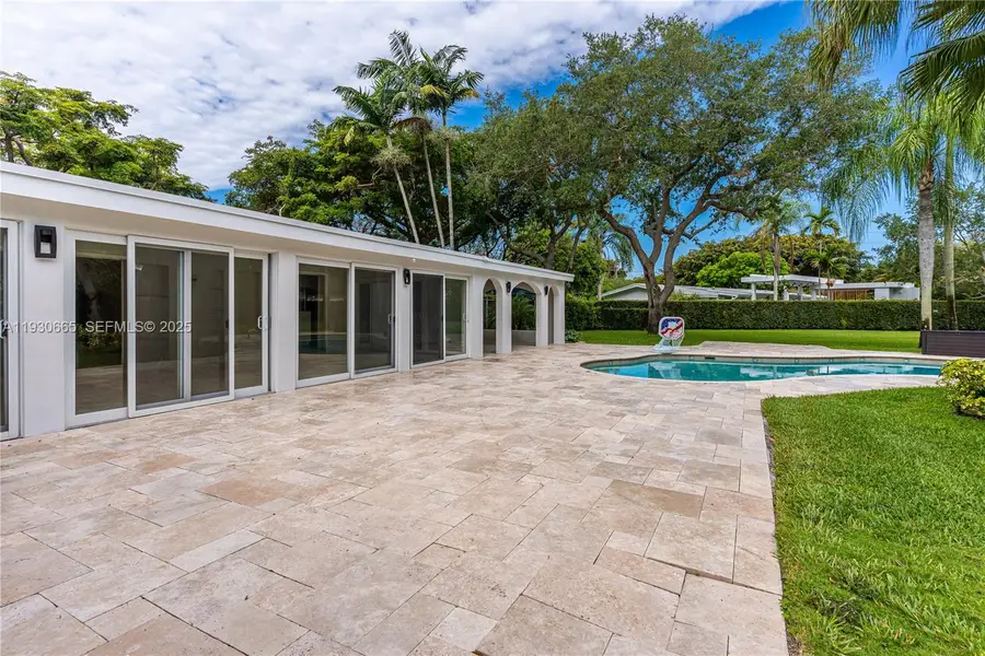 6601 SW 124th St, Pinecrest, FL 33156 - Image #2