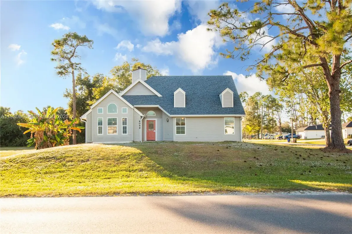 6049 Stratton Rd, Fort Myers, FL 33905 - Image #1