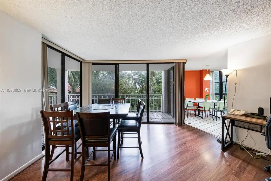 2000 Towerside Ter #412, Miami, FL 33138 - Image #3