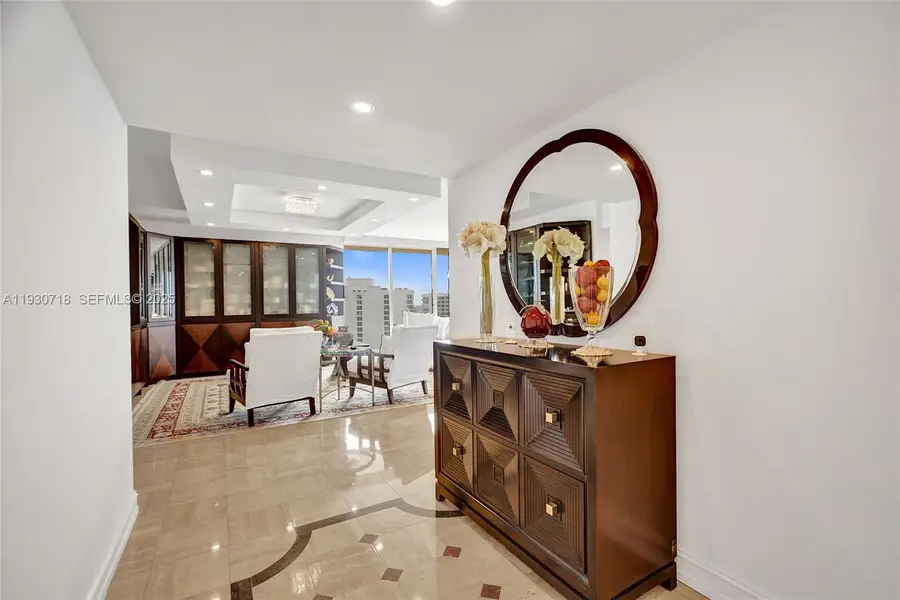 19355 Turnberry Way #26E, Aventura, FL 33180 - Image #3