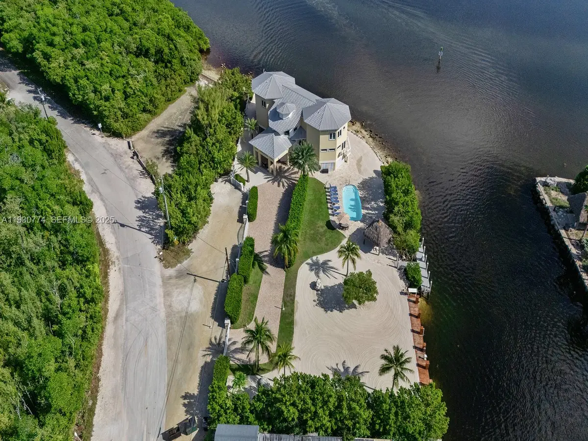 57 Garden Cove Dr, Key Largo, FL 33037 - Image #1