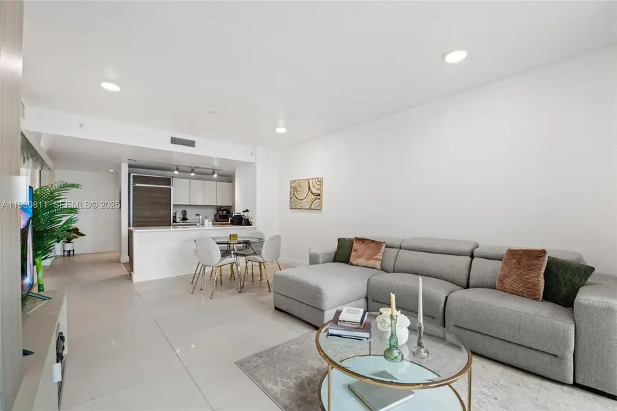 1100 S Miami Ave #702, Miami, FL 33130 - Image #3