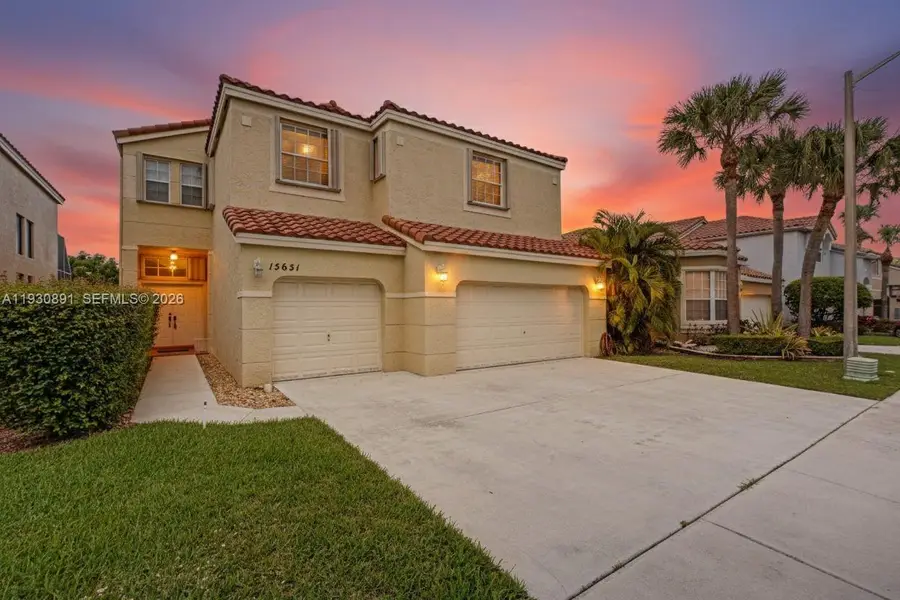 15651 NW 14th Ct, Pembroke Pines, FL 33028 - Image #3