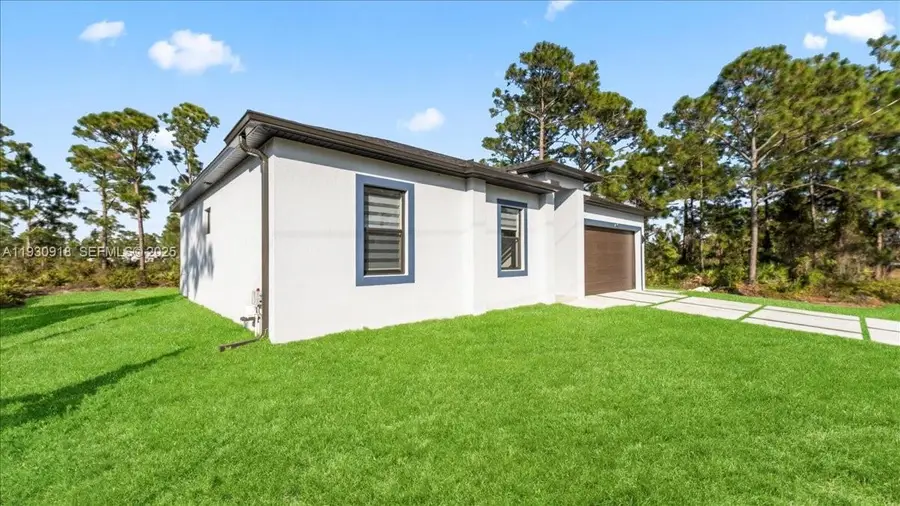 1125 Dutchess St E, Lehigh Acres, FL 33974 - Image #3