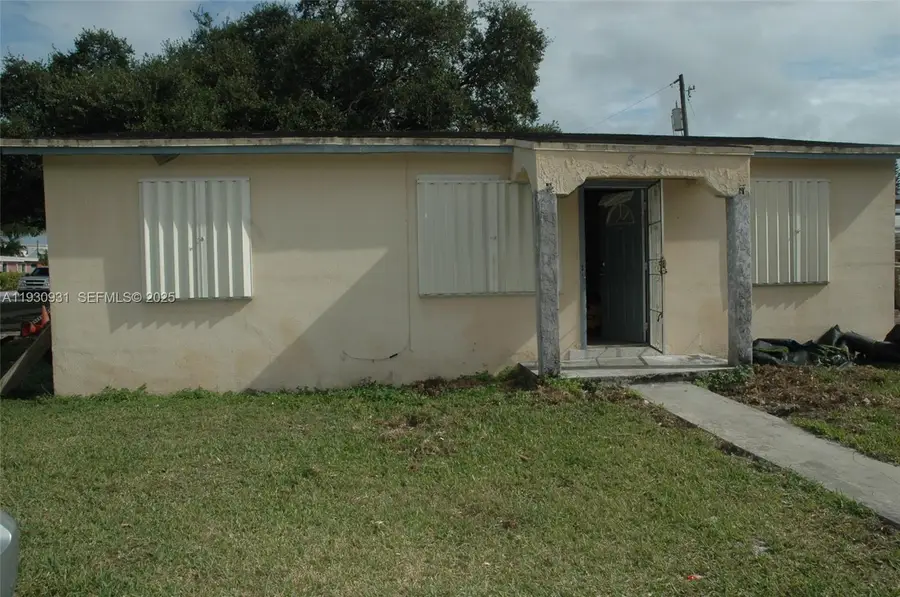 813 NW 6th Ave, Florida City, FL 33034 - Image #2