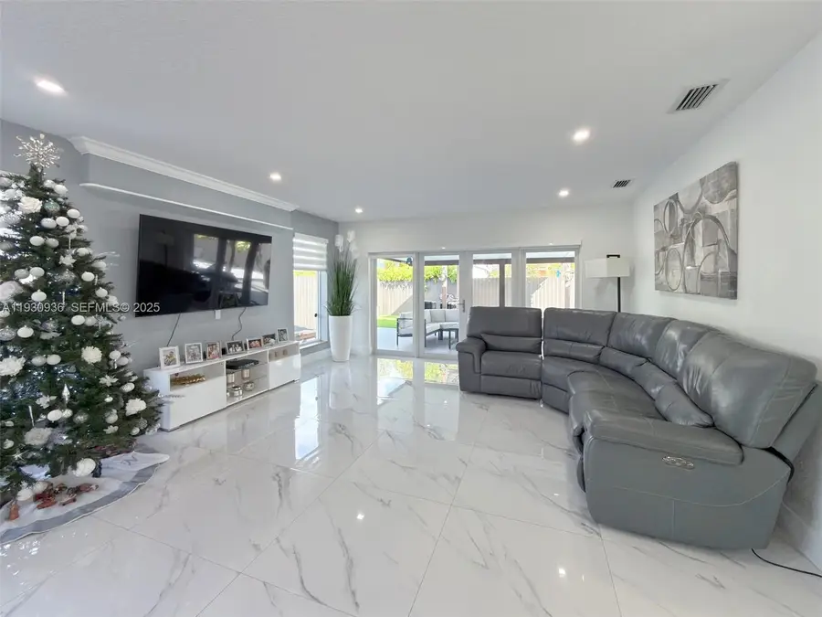 14111 SW 75th St, Miami, FL 33183 - Image #2