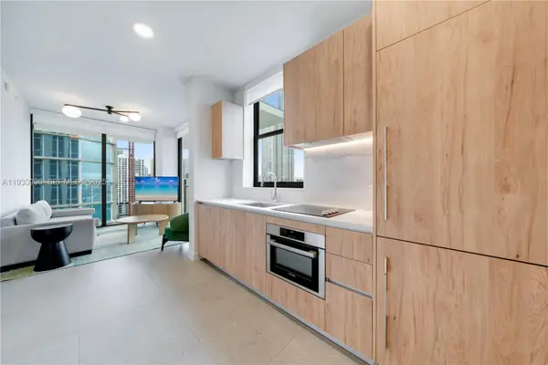 11 NE 6th Street #1901, Miami, FL 33132