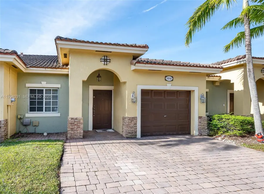 1212 NE 32nd Ter, Homestead, FL 33033 - Image #2