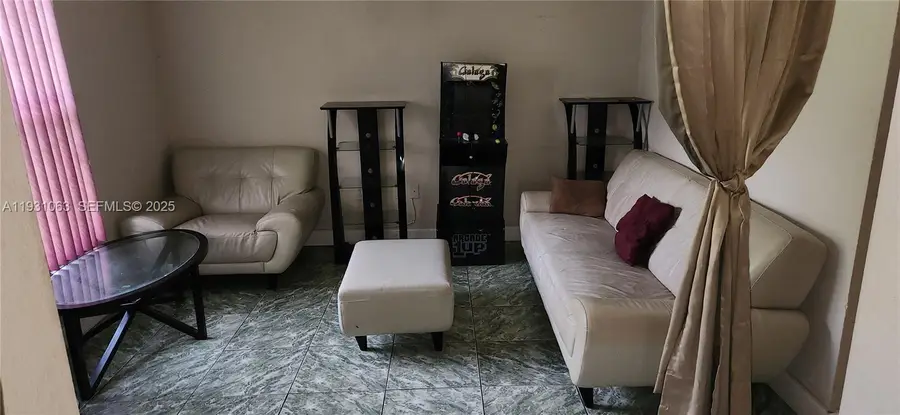 18963 SW 113th Ct, Miami, FL 33157 - Image #2