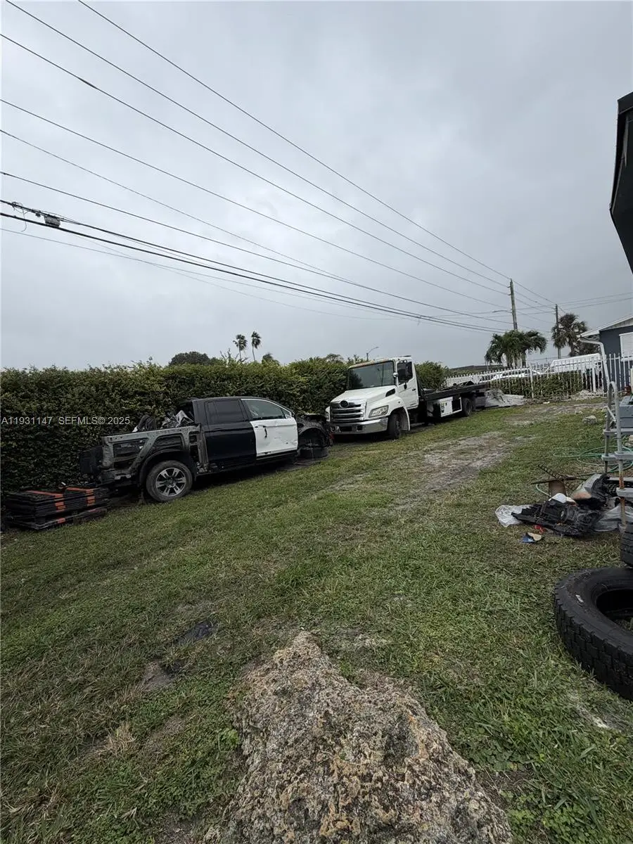 7200 SW 22nd St, Miami, FL 33155 - Image #2