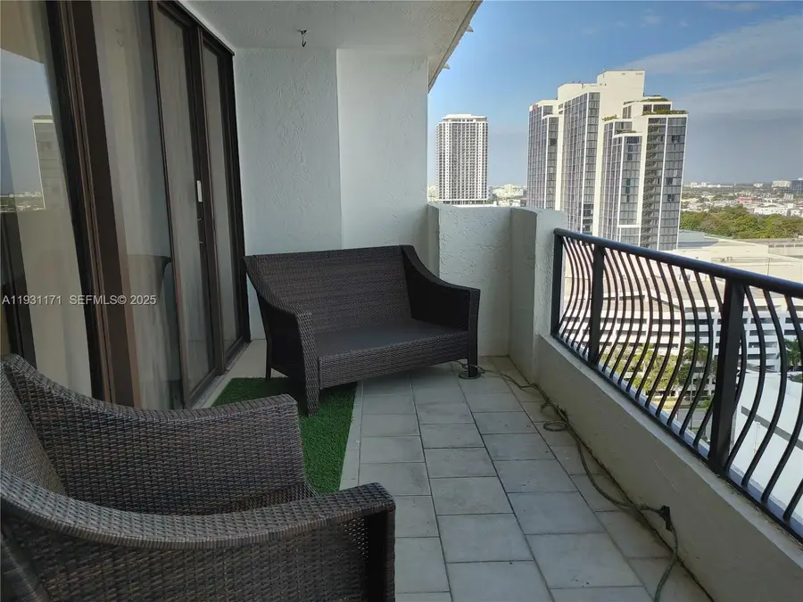 555 NE 15th St #21F, Miami, FL 33132 - Image #3