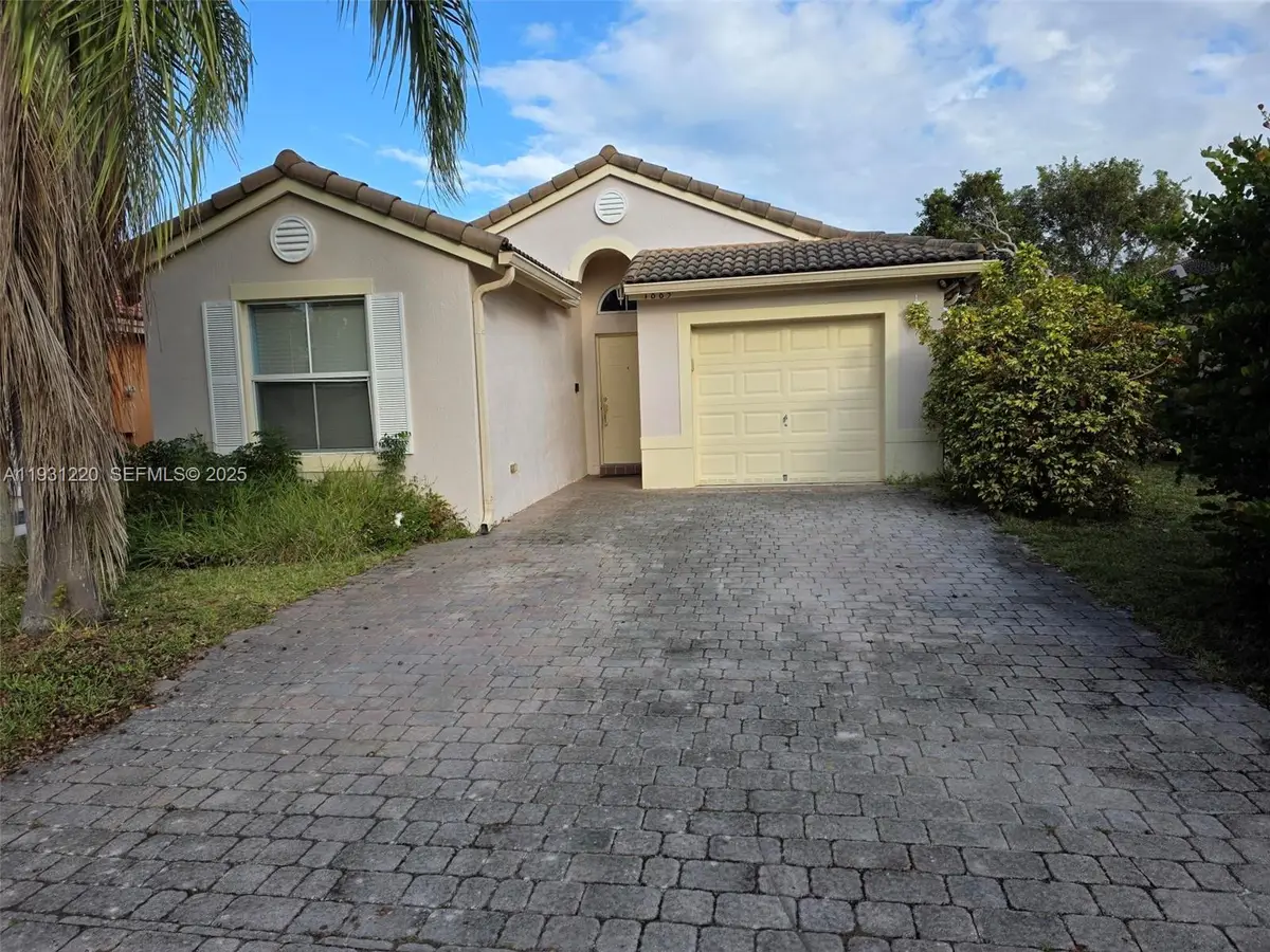 1885 SE 13th St, Homestead, FL 33035 - Image #1