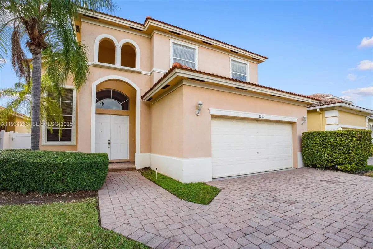 2242 NE 41st Ave, Homestead, FL 33033 - Image #1