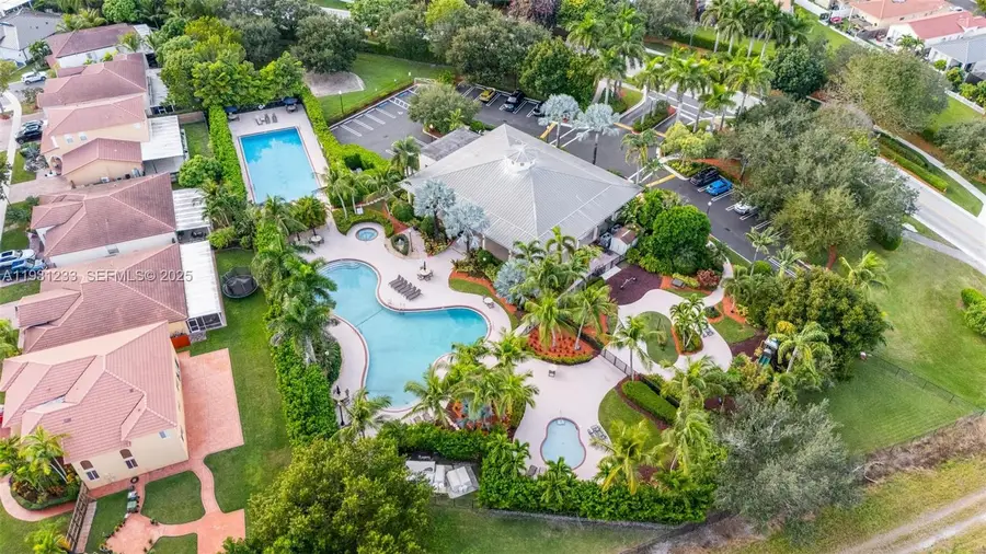 2242 NE 41st Ave, Homestead, FL 33033 - Image #3