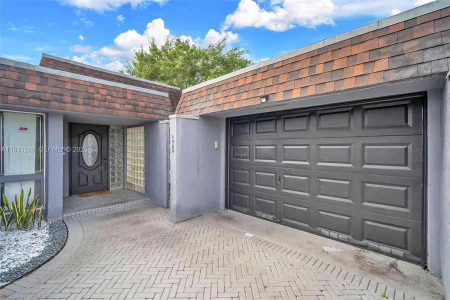 Address Withheld By Seller, Tamarac, FL 33319 - Image #3