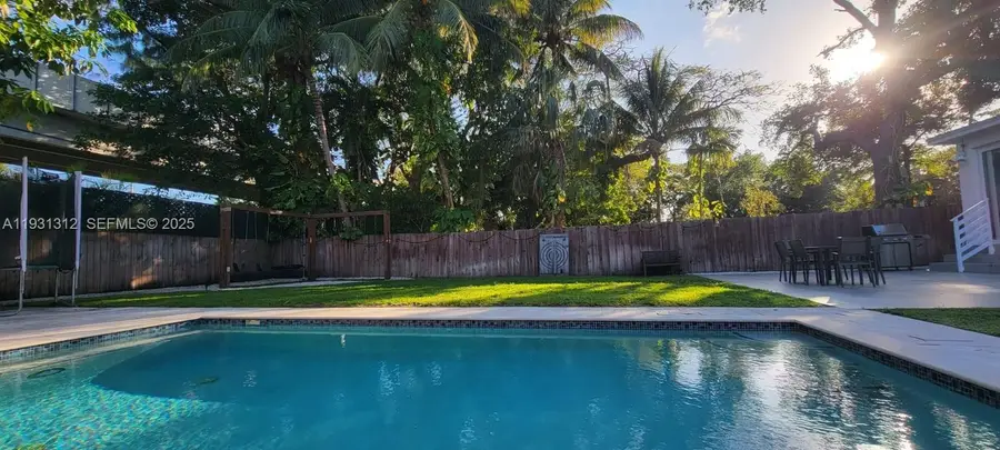 3689 SW 1st Ave, Miami, FL 33145 - Image #3