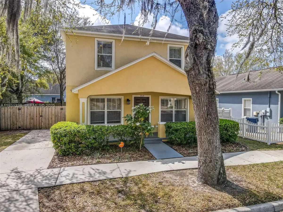 205 E Kirby St, Tampa, FL 33604 - Image #1