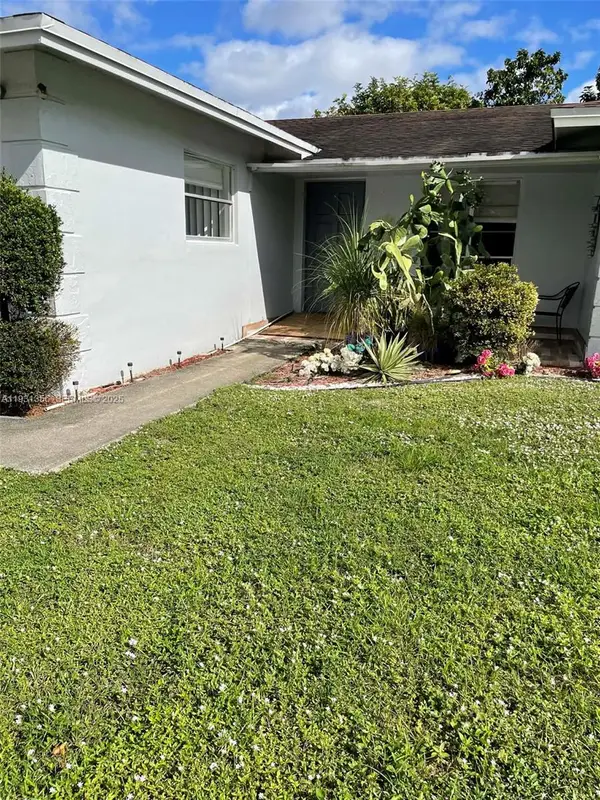 Address Withheld By Seller, Boca Raton, FL 33428