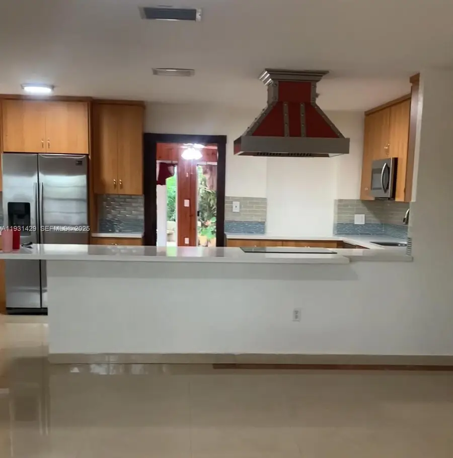 10955 SW 56th St, Miami, FL 33165 - Image #2