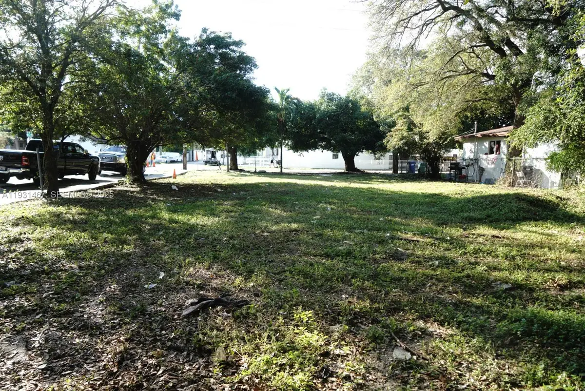 801 NW 80th St, Miami, FL 33150 - Image #1