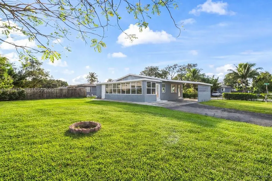 4685 SW 33rd Dr, West Park, FL 33023 - Image #2