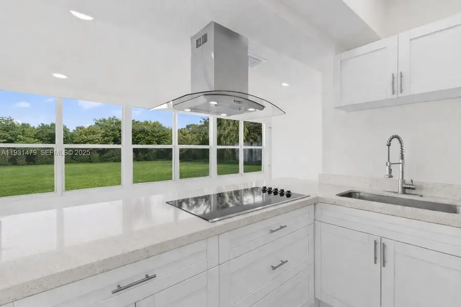 4685 SW 33rd Dr, West Park, FL 33023 - Image #3