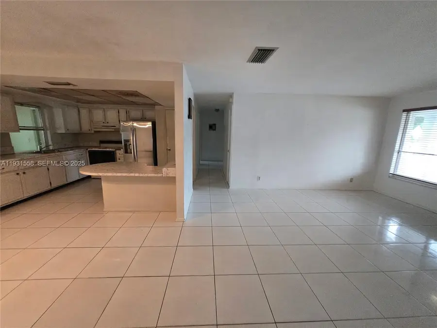 1131 NW 43rd Ave, Lauderhill, FL 33313 - #2