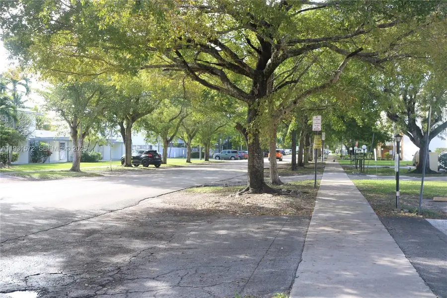 1301 NE 191st St #F407, Miami, FL 33179 - Image #2