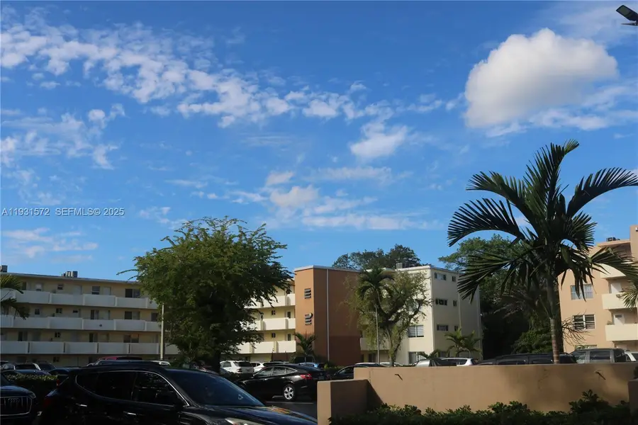 1301 NE 191st St #F407, Miami, FL 33179 - Image #3