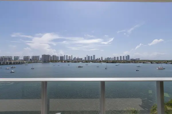 17111 Biscayne Blvd #909, North Miami Beach, FL 33160