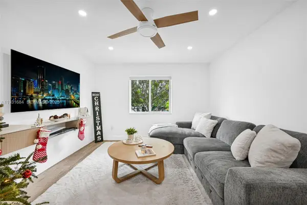 8609 SW 68th Ct #24, Pinecrest, FL 33156