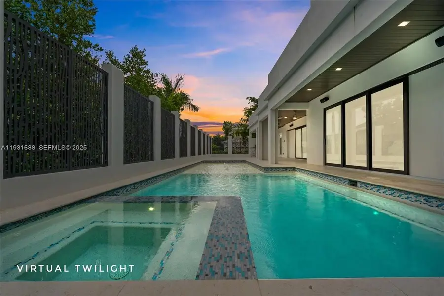 3800 Crayton Road, Naples, FL 34103 - Image #3