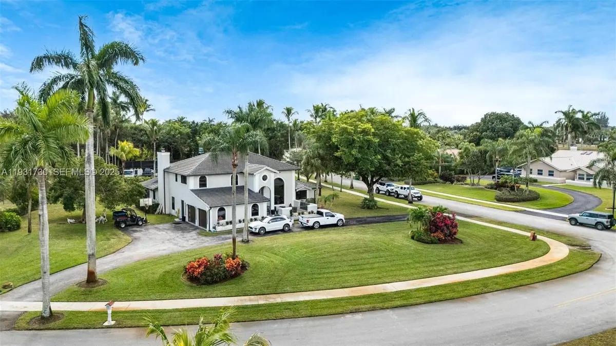 13840 Chatham Pl, Davie, FL 33325 - Image #1