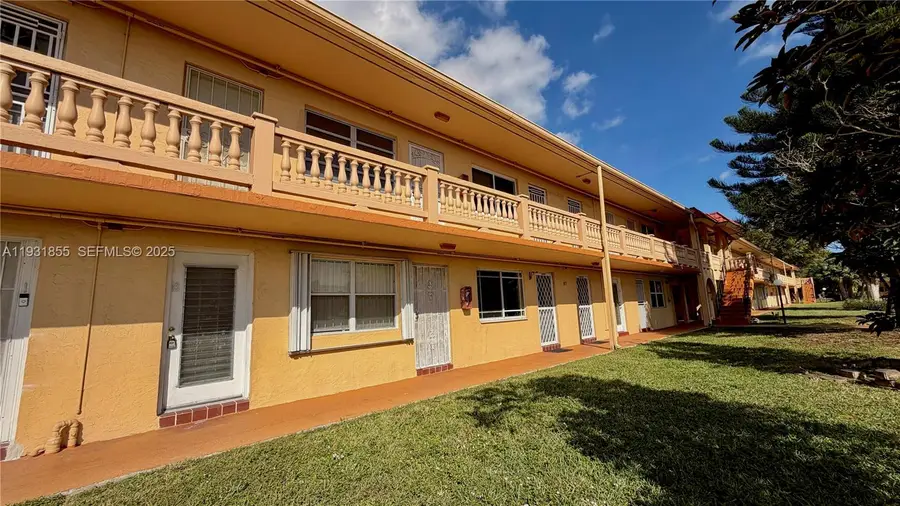 135 NE 202nd Terr #N6, Miami Gardens, FL 33179 - Image #3