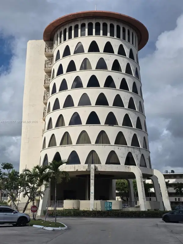 1710 NE 191st St #209-3, Miami, FL 33179