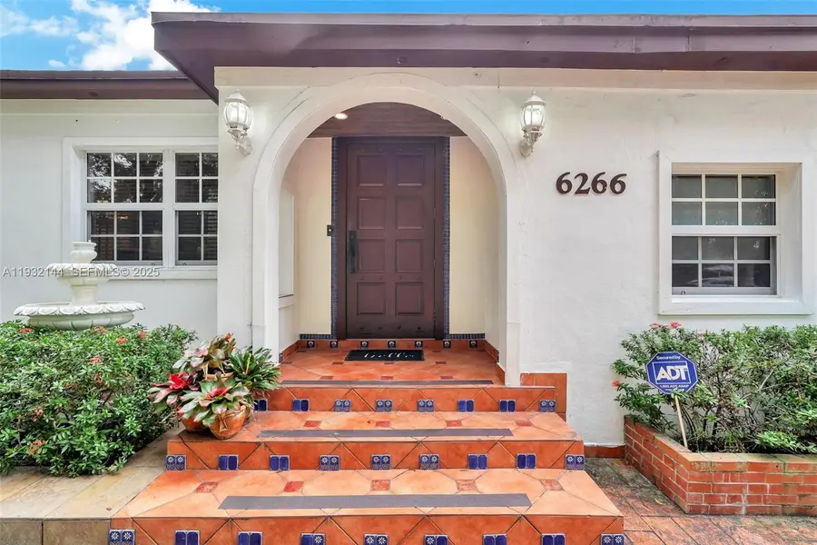 6266 SW 42nd St, South Miami, FL 33155 - Image #2