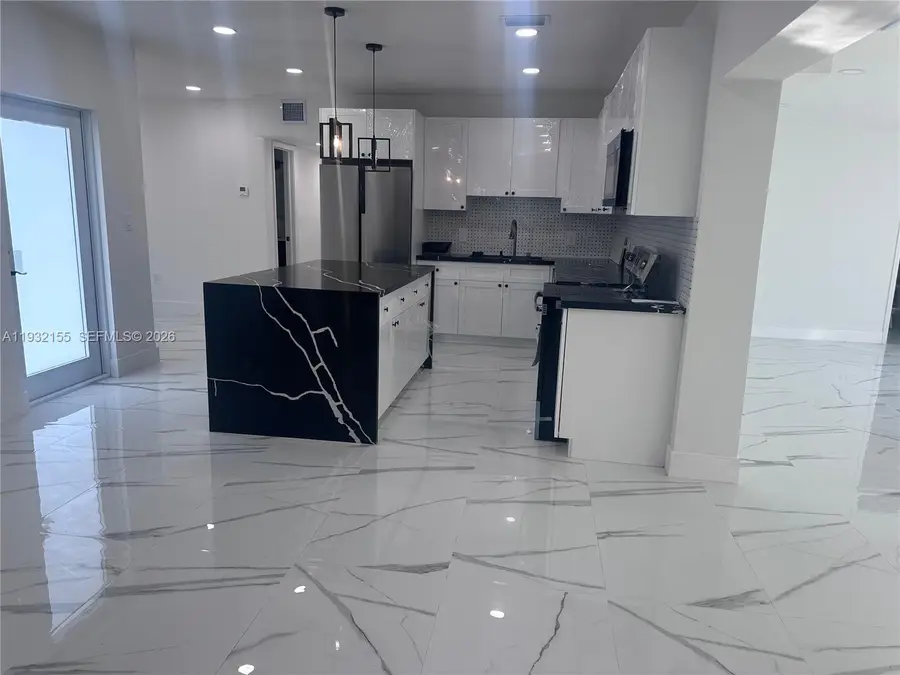 19800 NW Miami Ct, Miami Gardens, FL 33169 - Image #2