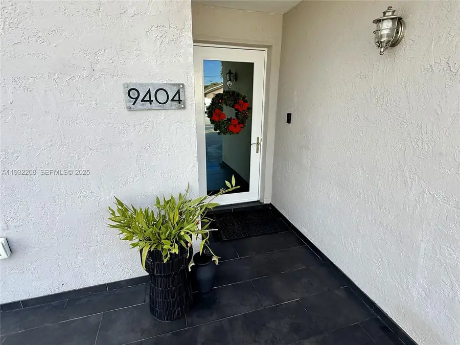 9404 SW 8th Ter, Miami, FL 33174 - Image #3