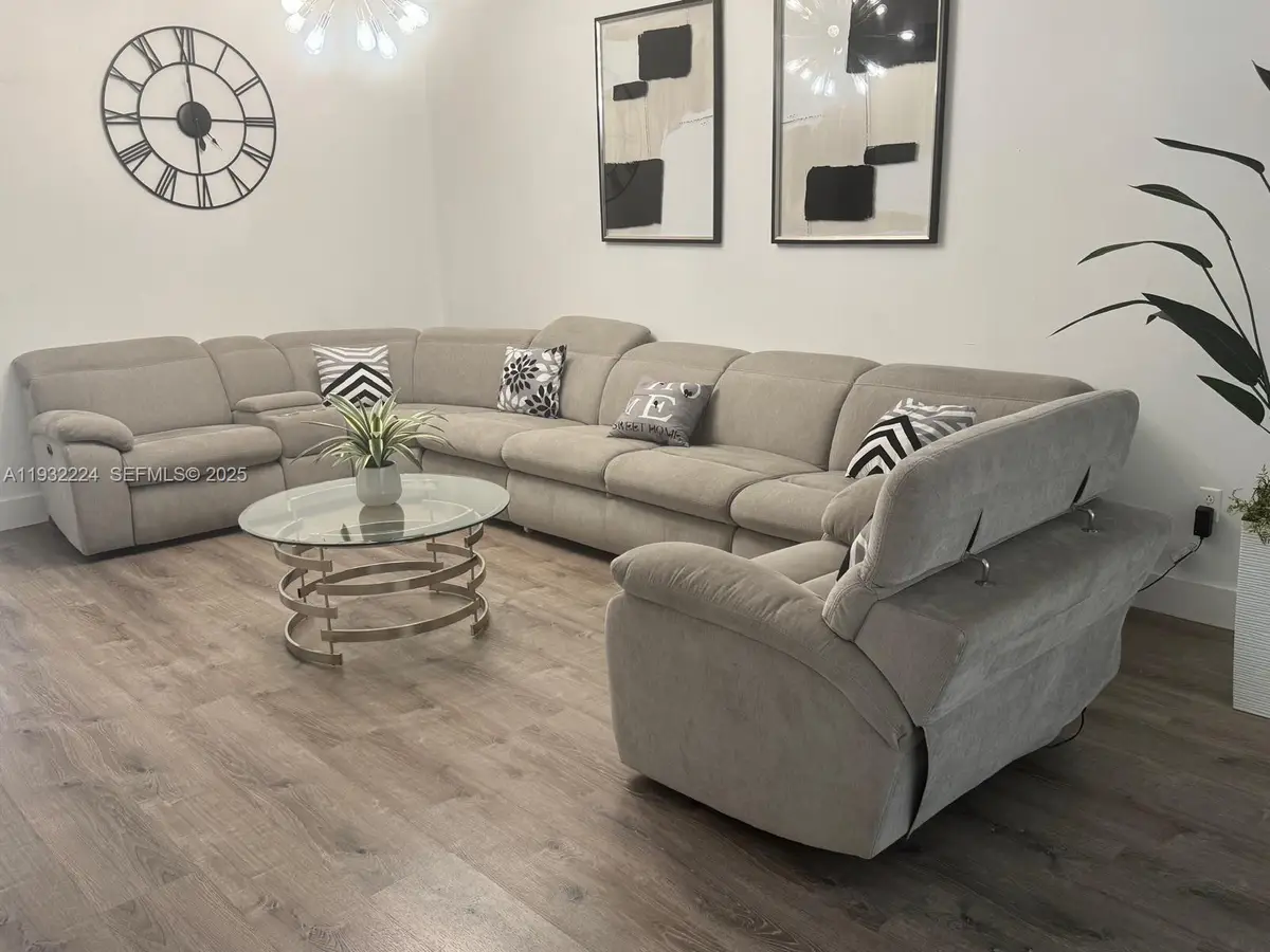 Address Withheld By Seller, Miami, FL 33183 - Image #1